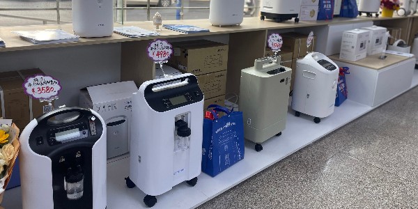 爸媽吸氧機選錯=白花錢！3分鐘教會你避坑指南