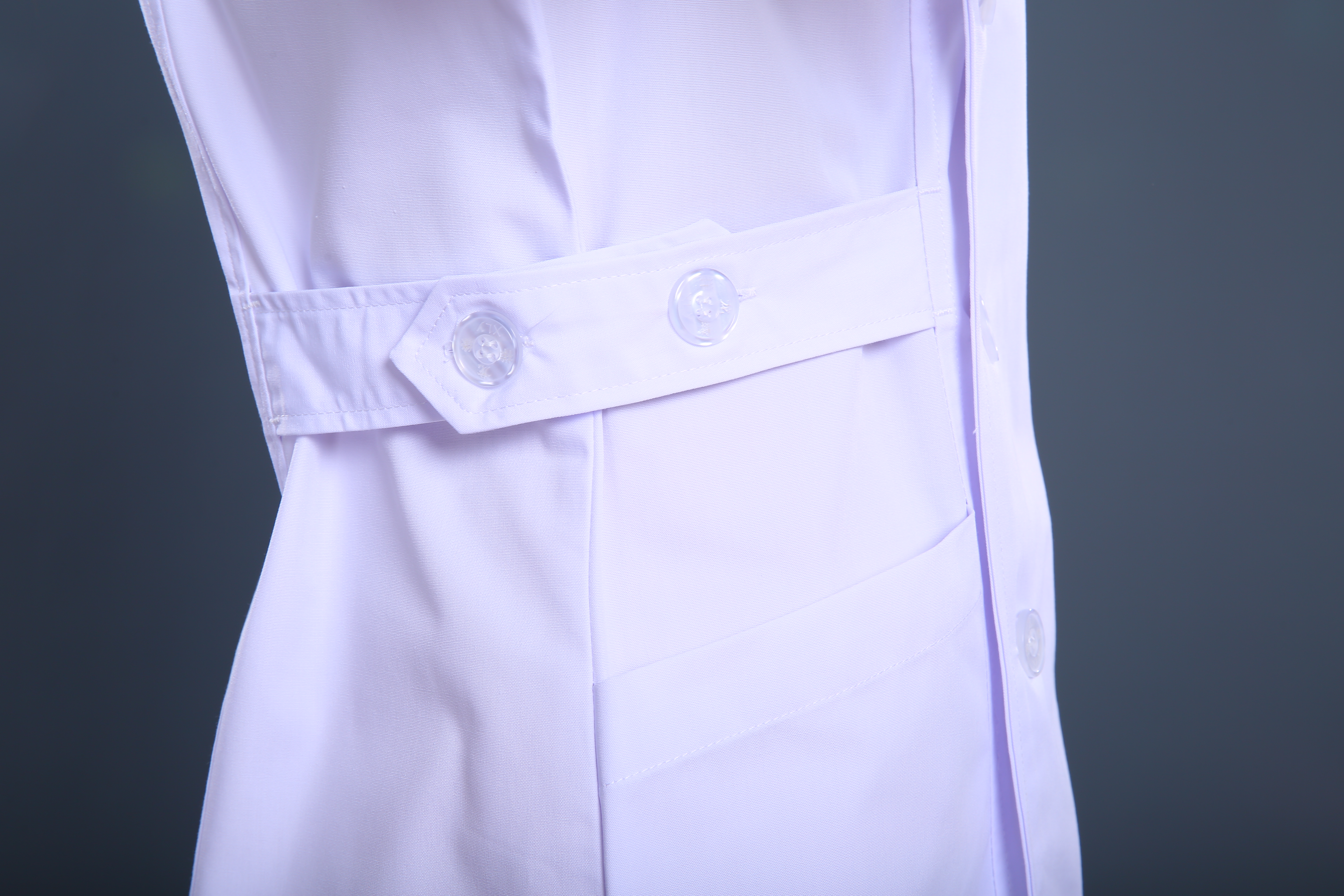 白色護士制服細節(jié)