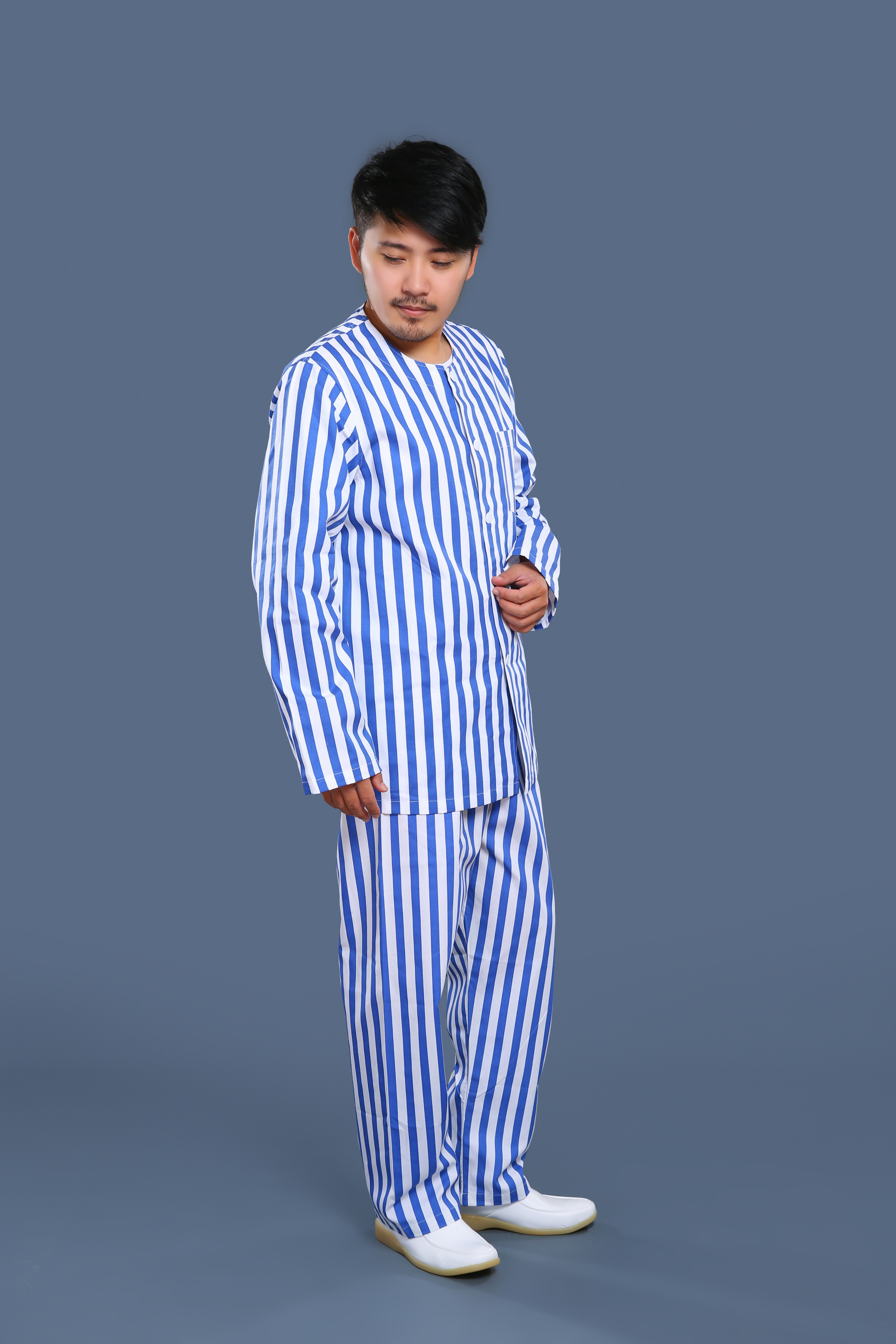 藍白條紋無領(lǐng)病號服